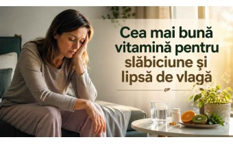 Femeie obosită și fără energie, așezată pe canapea, imagine pentru articol despre vitamina pentru slăbiciune și lipsă de vlagă
